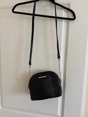 Steve Madden Black Crossbody with Gold Chain Detail